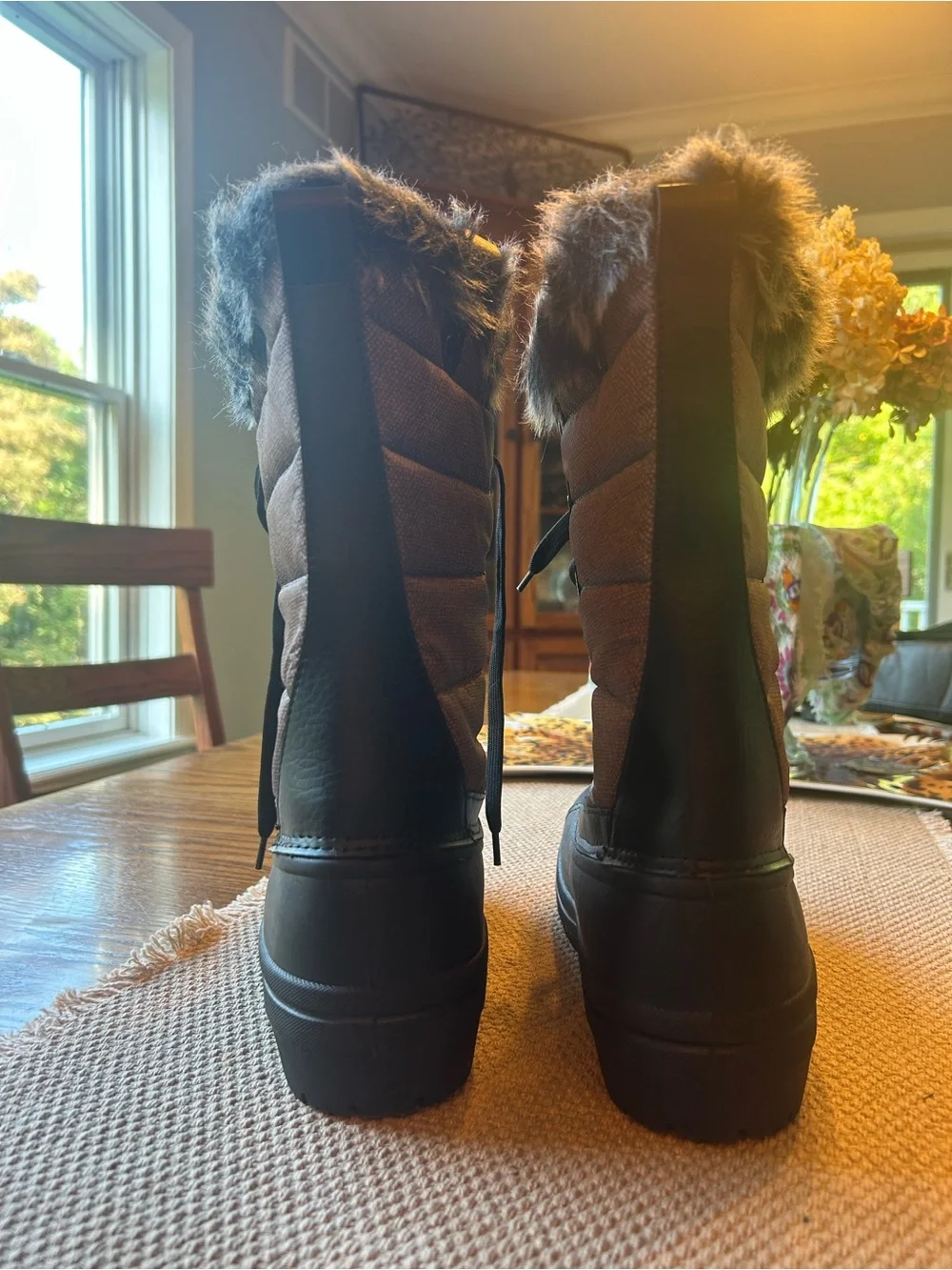 DSG Brown and Black Women's Lace-Up Faux-Fur Winter Boots